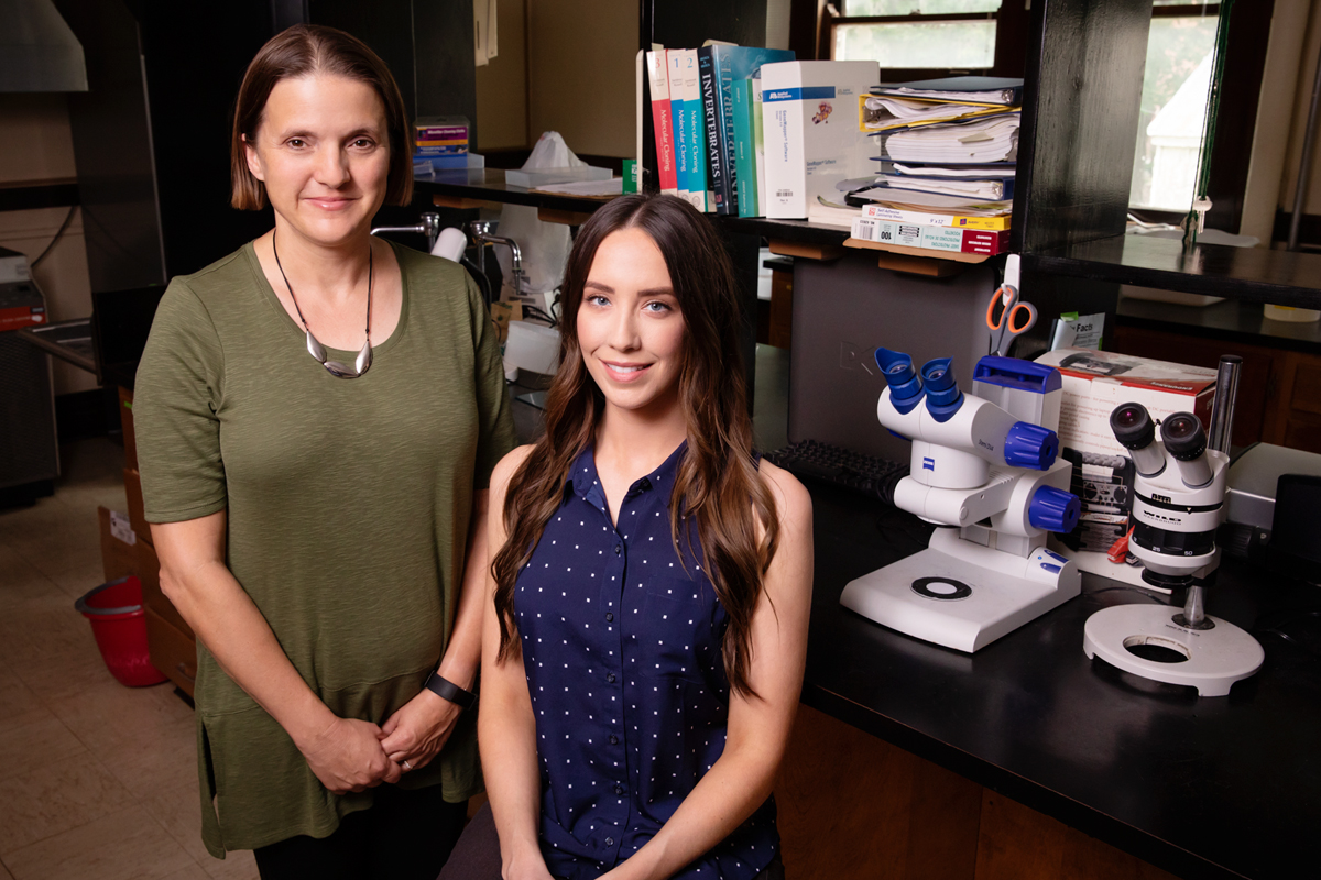 evolution, ecology and behavior professor Becky Fuller, left, former graduate student Rachel Moran and their colleagues study the factors that drive darter species to diverge. Moran is now a postdoctoral researcher at the University of Minnesota.