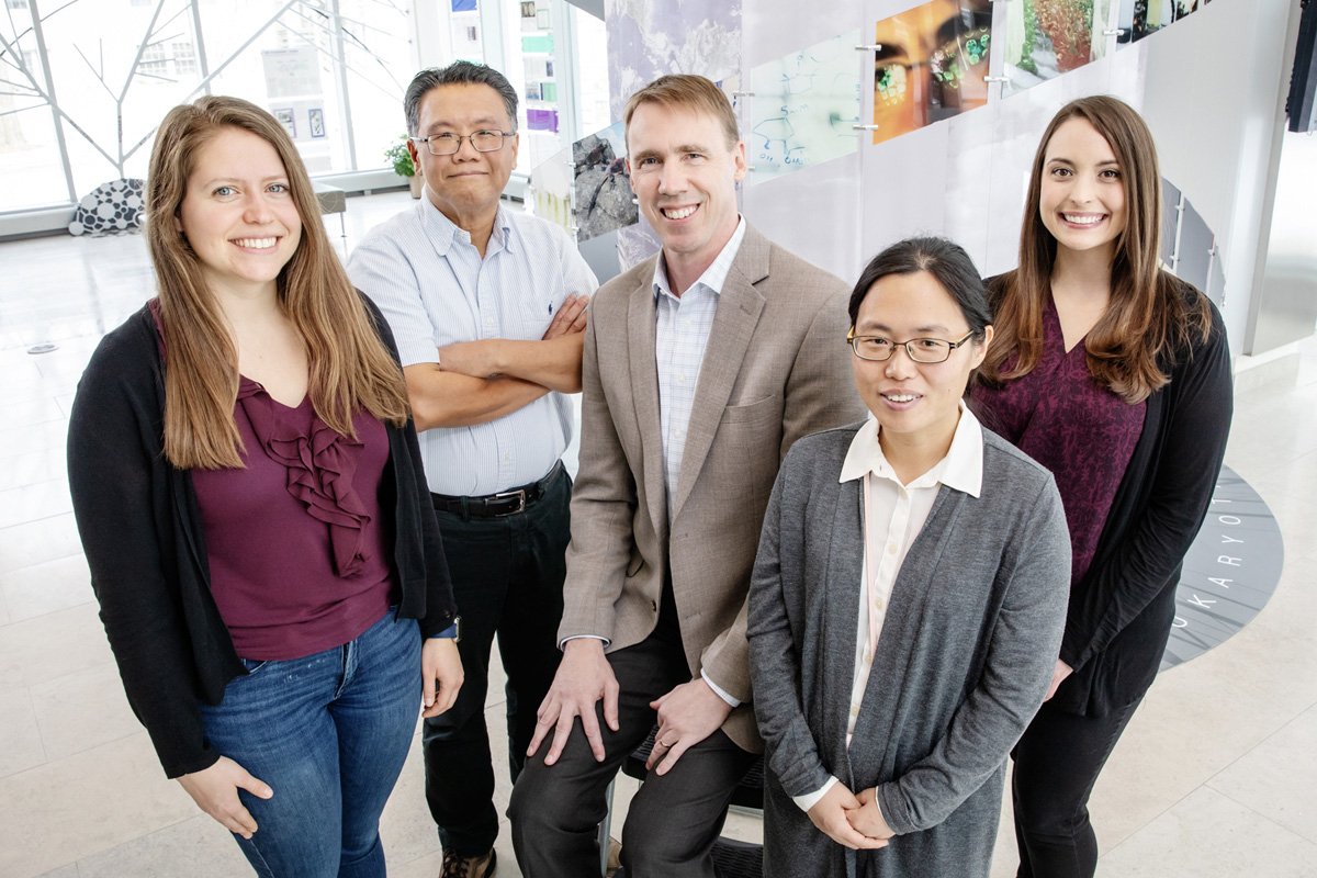 A University of Illinois team developed a web app that can identify drug compounds that will accumulate in Gram-negative bacteria, overcoming a major hurdle in the development of new drugs to kill these dangerous pathogens. The team includes, from left, graduate student Emily Geddes, pathobiology professor Gee Lau, chemistry professor Paul Hergenrother, postdoctoral researcher Hyang Yeon Lee, and postdoctoral researcher Erica Parker.  