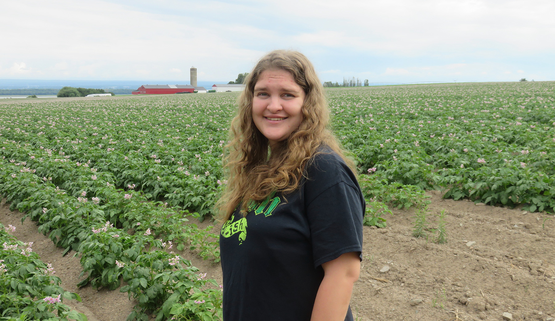 Victoria Kramer is a Field and Greenhouse Technician at the RIPE High-Throughput Phenotyping Facility where she helps with the day-to-day upkeep of the plants. “I believe in getting it done and getting it done right. The researchers rely on me to accurately get the seeds into the correct vials. Their research results, and careers are based on my work.”