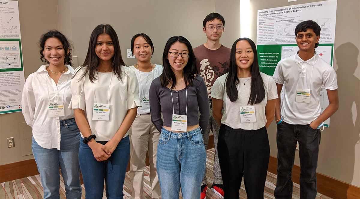 University of Illinois 2022 iGEM team members from left: Adrianne Adaya, Airah Zaidi, Angela Wang, Melissa Chin, Luren Wang, Megan Zhou, and Vishnu Kompella.